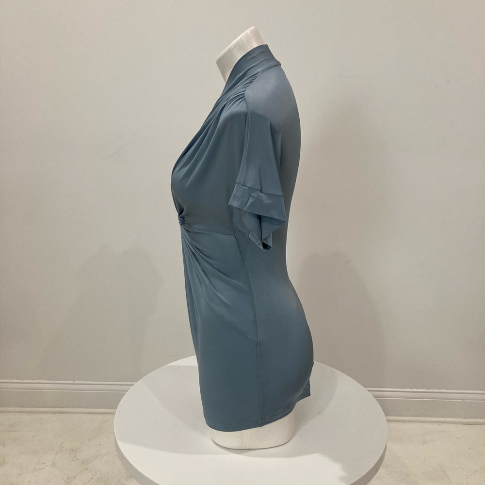 BCBG Maxazria ladies short sleeve dressy silky blouse ruched v neck sky blue S - Picture 4 of 13